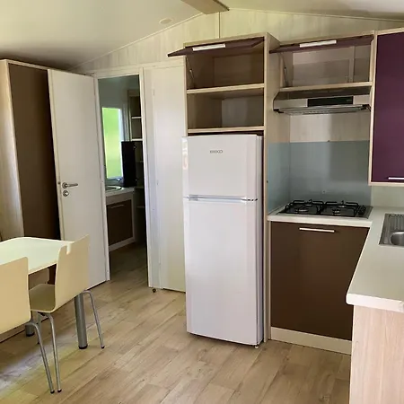 Campsite La Pommeraie 4*